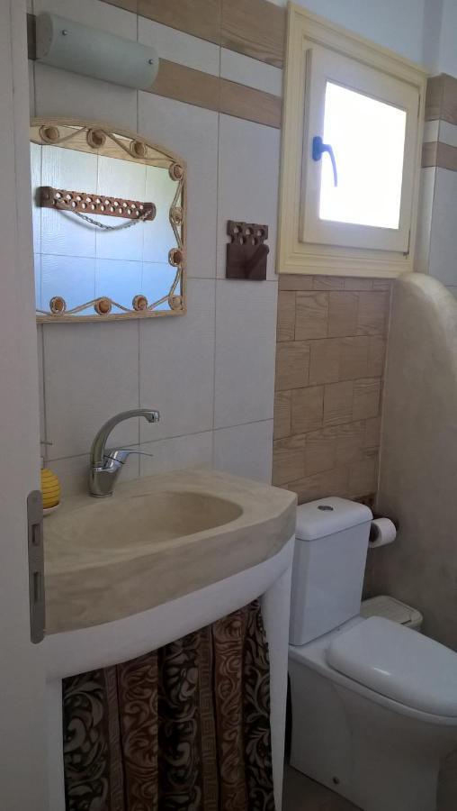 Gyrouli 1 Apartamento Pera Gyalos Exterior foto